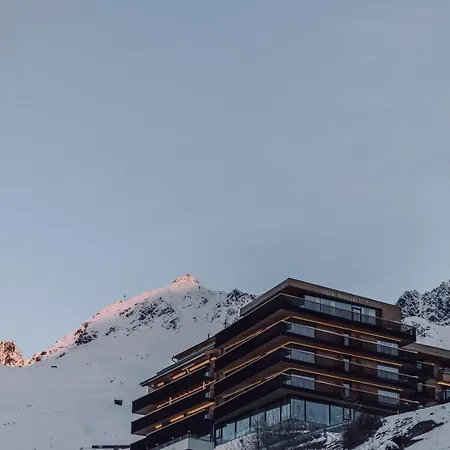 Hotel Schoene Aussicht