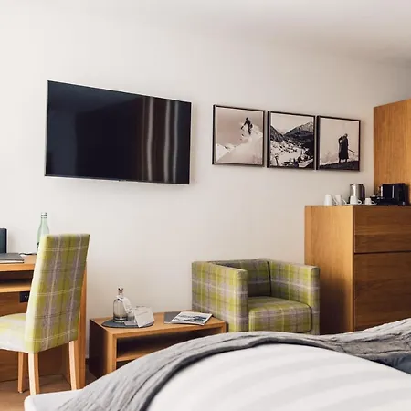 Hotel Schoene Aussicht