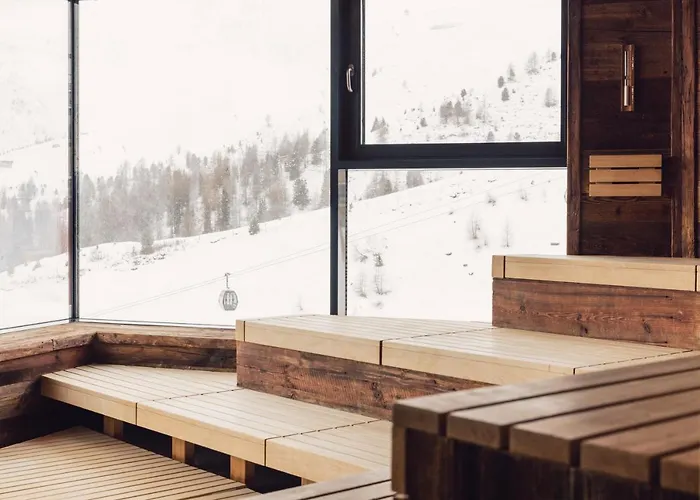 Отель Schoene Aussicht Зёльден