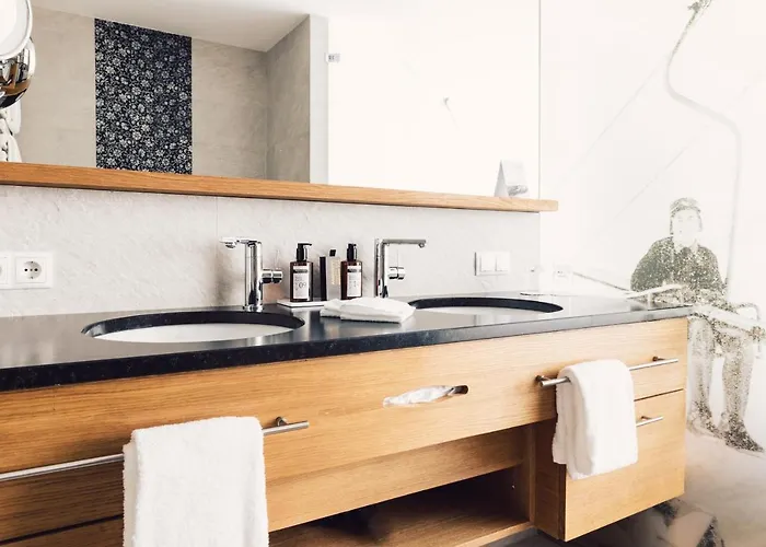 Schoene Aussicht Отель Зёльден