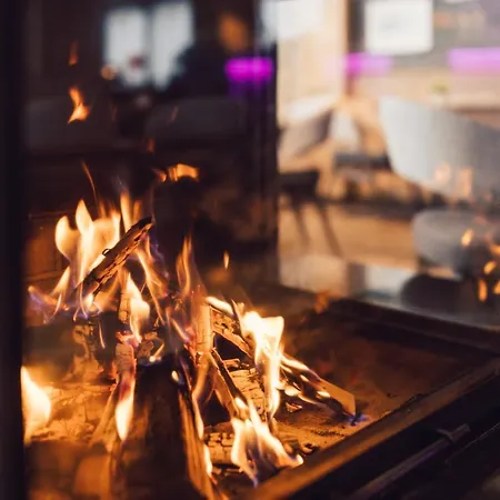 מלון Schoene Aussicht 4*