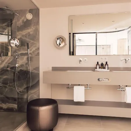 Schoene Aussicht מלון זולדן