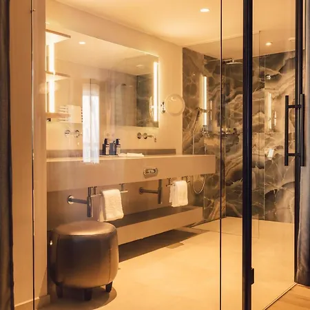 فندق Schoene Aussicht