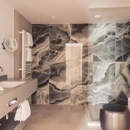 Schoene Aussicht מלון זולדן