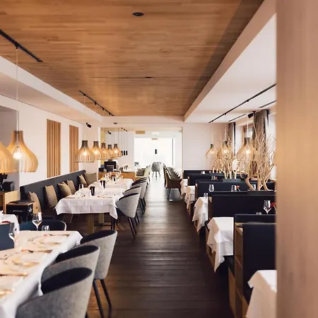 Schoene Aussicht מלון זולדן