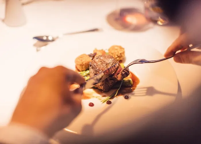 斯科恩奥西赫特酒店 4* 索尔登